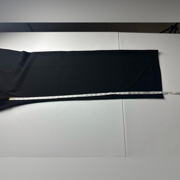 Chanel Wide Leg Dress Pants Women’s EU 40 US 28 Black 100% Wool Logo Buttons - Picture 9 of 9